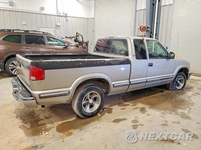 Trzecie zdjęcie samochodu z tyłu: 1998 CHEVROLET S TRUCK S10 VIN:1GCCS1949W8222940 - miniatura