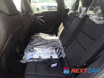 Zdjęcie 10 z 15 samochodu: 2026 BMW X1 M35I VIN:WBX13EF09T5515539 - miniatura
