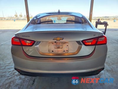 Zdjęcie 6 z 12 samochodu: 2017 CHEVROLET MALIBU LT VIN:1G1ZE5ST7HF158947 - miniatura