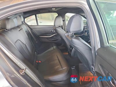 Zdjęcie 10 z 13 samochodu: 2024 BMW 330I VIN:3MW69FF07R8E35382 - miniatura