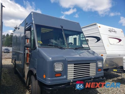 Czwarte zdjęcie samochodu z boku: 2020 FORD F59 DELIVERY TRUCK VIN:1F65F5KN9L0A11810 - miniatura