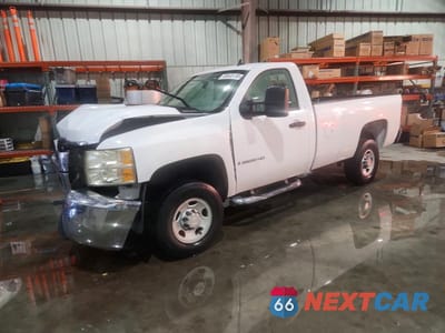2007 CHEVROLET SILVERADO C2500 HEAVY DUTY 1GCHC24K97E511947 - główne zdjęcie licytacji z USA - miniatura