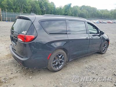 Trzecie zdjęcie samochodu z tyłu: 2019 CHRYSLER PACIFICA TOURING L VIN:2C4RC1BG0KR629099 - miniatura