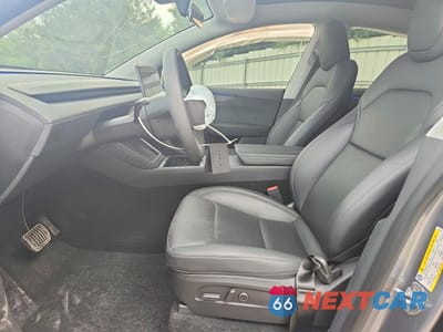 Zdjęcie 7 z 13 samochodu: 2026 TESLA MODEL Y VIN:7SAYGDEE9TA597259 - miniatura