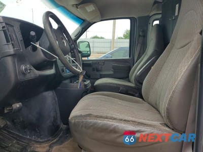 Zdjęcie 7 z 13 samochodu: 2009 CHEVROLET EXPRESS G1500 VIN:1GCFG15X991134367 - miniatura