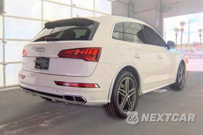 Czwarte zdjęcie samochodu z boku: 2018 AUDI SQ5 PRESTIGE VIN:WA1C4AFY8J2182275 - miniatura