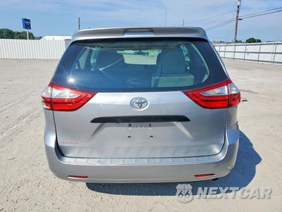 Zdjęcie 6 z 13 samochodu: 2017 TOYOTA SIENNA L 7-PASSENGER VIN:5TDZZ3DC1HS832040 - miniatura