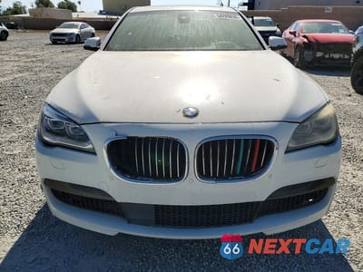 Piąte zdjęcie samochodu w środku: 2015 BMW 750 LI VIN:WBAYE8C58FD781620 - miniatura