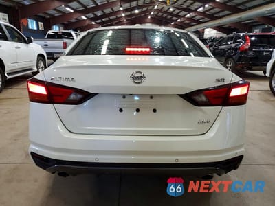 Zdjęcie 6 z 12 samochodu: 2021 NISSAN ALTIMA SR VIN:1N4BL4CW1MN410456 - miniatura