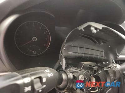Zdjęcie 9 z 12 samochodu: 2018 KIA OPTIMA S VIN:5XXGT4L34JG241160 - miniatura
