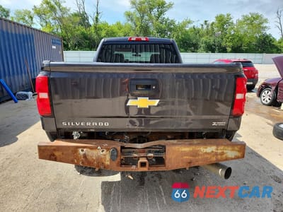 Zdjęcie 6 z 12 samochodu: 2015 CHEVROLET SILVERADO K2500 HEAVY DUTY VIN:1GC1KUE87FF129640 - miniatura