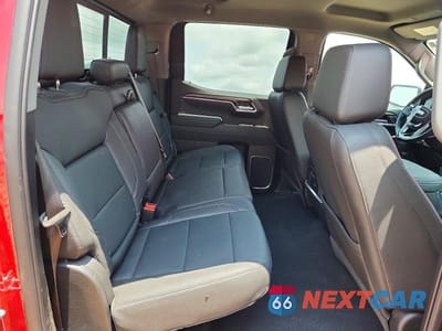 Zdjęcie 10 z 13 samochodu: 2026 GMC SIERRA K1500 SLT VIN:3GTUUDEL8TG162636 - miniatura