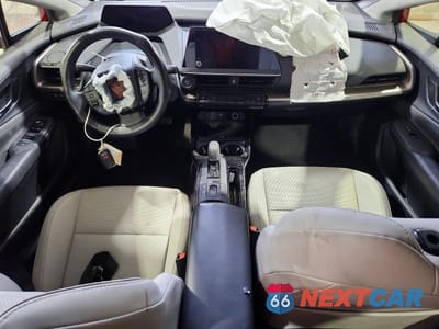 Zdjęcie 8 z 13 samochodu: 2023 TOYOTA PRIUS XLE VIN:JTDACAAU3P3010890 - miniatura