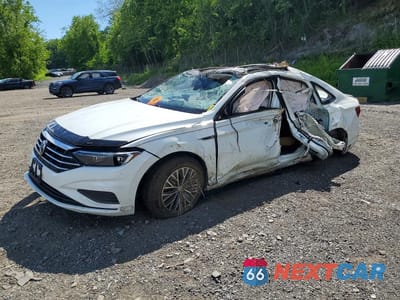 2019 VOLKSWAGEN JETTA SEL 3VWE57BU2KM231527 - główne zdjęcie licytacji z USA - miniatura