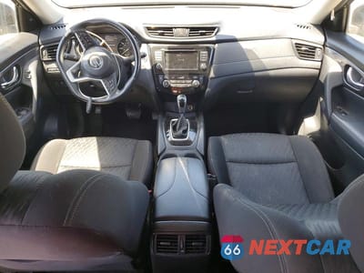 Zdjęcie 8 z 14 samochodu: 2020 NISSAN ROGUE SV VIN:KNMAT2MT8LP507686 - miniatura