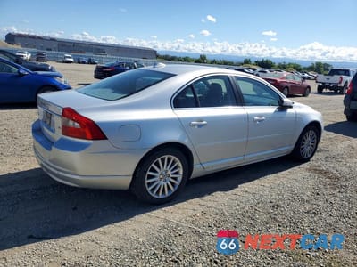 Trzecie zdjęcie samochodu z tyłu: 2008 VOLVO S80 3.2 VIN:YV1AS982081063589 - miniatura
