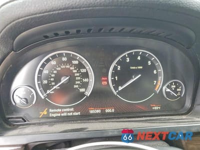 Zdjęcie 9 z 12 samochodu: 2011 BMW 750 XI VIN:WBAKC6C54BC394238 - miniatura