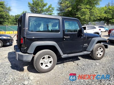 Trzecie zdjęcie samochodu z tyłu: 2016 JEEP WRANGLER SPORT VIN:1C4AJWAG3GL327307 - miniatura