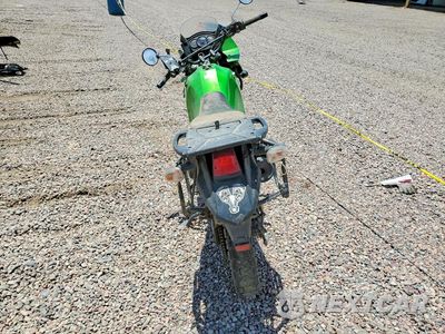 Czwarte zdjęcie samochodu z boku: 2015 KAWASAKI KL650 E VIN:JKAKLEE1XFDA82431 - miniatura