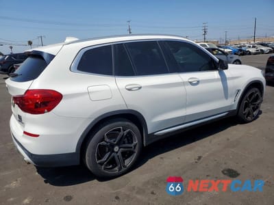 Trzecie zdjęcie samochodu z tyłu: 2019 BMW X3 SDRIVE30I VIN:5UXTR7C55KLF24525 - miniatura
