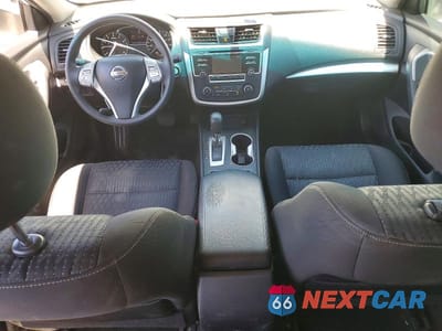 Zdjęcie 8 z 13 samochodu: 2016 NISSAN ALTIMA 2.5 S VIN:1N4AL3APXGN329235 - miniatura