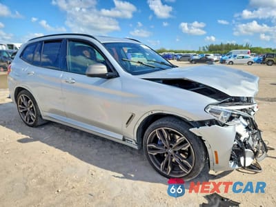 Czwarte zdjęcie samochodu z boku: 2019 BMW X3 XDRIVEM40I VIN:5UXTS3C5XK0Z07789 - miniatura
