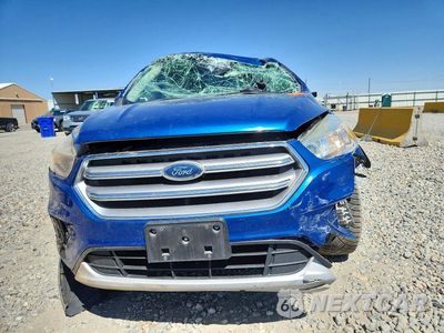 Piąte zdjęcie samochodu w środku: 2017 FORD ESCAPE SE VIN:1FMCU9GD7HUB60651 - miniatura