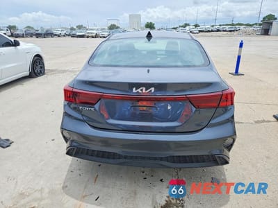 Zdjęcie 6 z 13 samochodu: 2022 KIA FORTE LXS VIN:3KPF24AD8NE427700 - miniatura