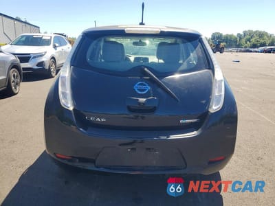 Zdjęcie 6 z 12 samochodu: 2011 NISSAN LEAF SV VIN:JN1AZ0CP5BT000616 - miniatura