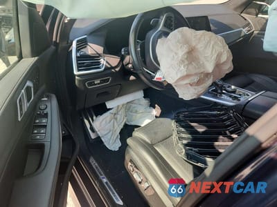 Zdjęcie 8 z 13 samochodu: 2022 BMW X5 XDRIVE45E VIN:5UXTA6C0XN9M02621 - miniatura