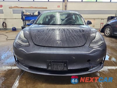 Piąte zdjęcie samochodu w środku: 2022 TESLA MODEL 3 VIN:5YJ3E1EA1NF369075 - miniatura