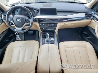 Zdjęcie 8 z 13 samochodu: 2016 BMW X5 XDR40E VIN:5UXKT0C58G0S77737 - miniatura