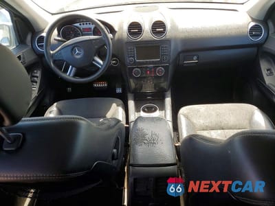 Zdjęcie 8 z 13 samochodu: 2006 MERCEDES-BENZ ML 500 VIN:4JGBB75E06A057815 - miniatura