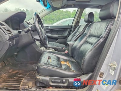 Zdjęcie 7 z 12 samochodu: 2004 HONDA ACCORD EX VIN:1HGCM66504A104741 - miniatura