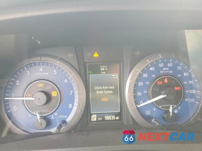 Zdjęcie 9 z 13 samochodu: 2015 TOYOTA SIENNA XLE PREMIUM 7-PASSENGER VIN:5TDDK3DC0FS119979 - miniatura