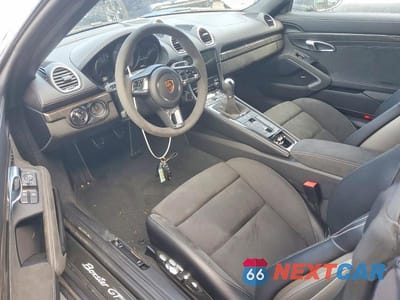 Zdjęcie 8 z 12 samochodu: 2025 PORSCHE BOXSTER GTS VIN:WP0CD2A86SK230652 - miniatura