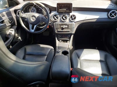 Zdjęcie 8 z 12 samochodu: 2014 MERCEDES-BENZ CLA 250 VIN:WDDSJ4EB1EN112569 - miniatura