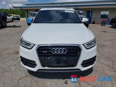 Piąte zdjęcie samochodu w środku: 2015 AUDI Q3 VIN:WA1GFCFS5FR007693 - miniatura