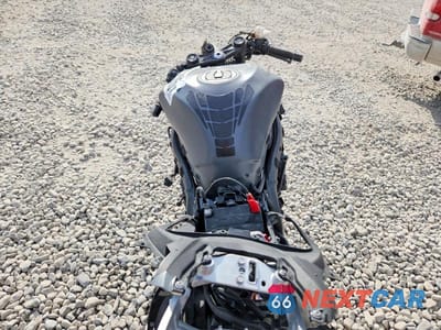 Zdjęcie 6 z 8 samochodu: 2025 KAWASAKI ZX636 K VIN:JKBZXJK11SA008979 - miniatura