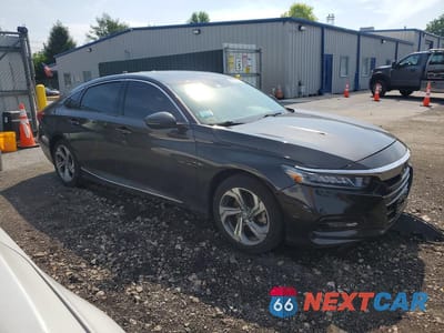 Czwarte zdjęcie samochodu z boku: 2018 HONDA ACCORD EXL VIN:1HGCV2F50JA030920 - miniatura