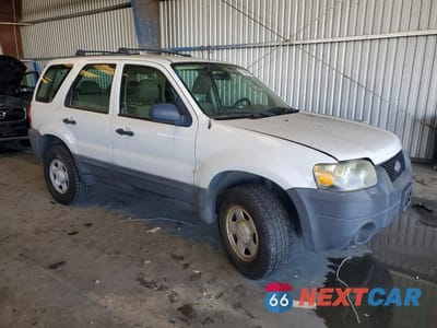 Czwarte zdjęcie samochodu z boku: 2006 FORD ESCAPE XLS VIN:1FMYU02Z26KA87007 - miniatura