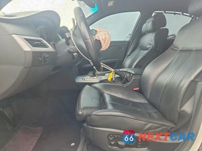 Zdjęcie 7 z 12 samochodu: 2007 BMW M5 VIN:WBSNB93557CX07060 - miniatura