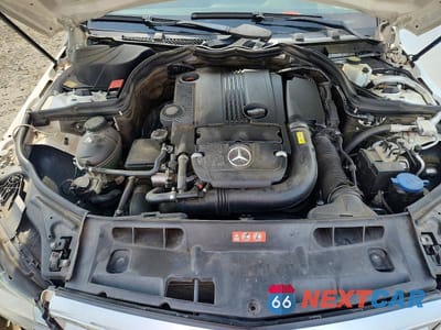 Zdjęcie 11 z 12 samochodu: 2013 MERCEDES-BENZ C 250 VIN:WDDGF4HB7DR269677 - miniatura