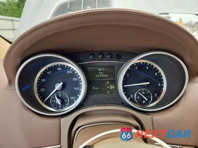 Zdjęcie 9 z 13 samochodu: 2010 MERCEDES-BENZ GL 550 4MATIC VIN:4JGBF8GE6AA616073 - miniatura