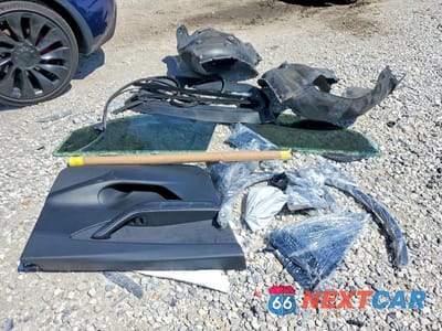 Zdjęcie 12 z 13 samochodu: 2021 TESLA MODEL Y VIN:5YJYGDEF9MF268393 - miniatura