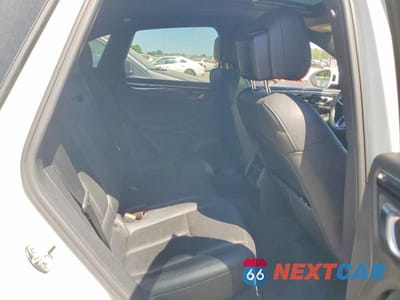 Zdjęcie 11 z 13 samochodu: 2016 PORSCHE MACAN S VIN:WP1AB2A56GLB41165 - miniatura