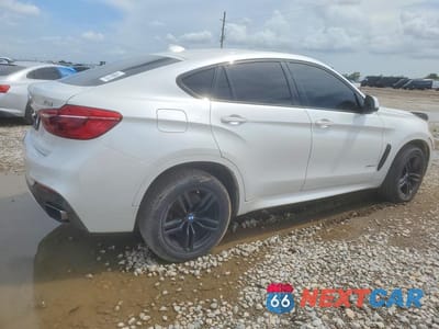Trzecie zdjęcie samochodu z tyłu: 2016 BMW X6 XDRIVE50I VIN:5UXKU6C53G0S82442 - miniatura