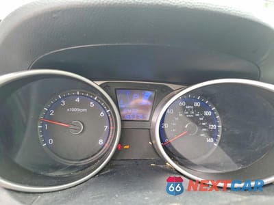 Zdjęcie 9 z 13 samochodu: 2013 HYUNDAI TUCSON GLS VIN:KM8JUCAC6DU755179 - miniatura