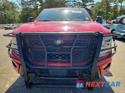 Piąte zdjęcie samochodu w środku: 2021 NISSAN TITAN PRO-4X VIN:1N6AA1ED0MN503407 - miniatura