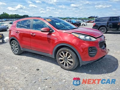 Czwarte zdjęcie samochodu z boku: 2018 KIA SPORTAGE EX VIN:KNDPNCAC6J7388385 - miniatura